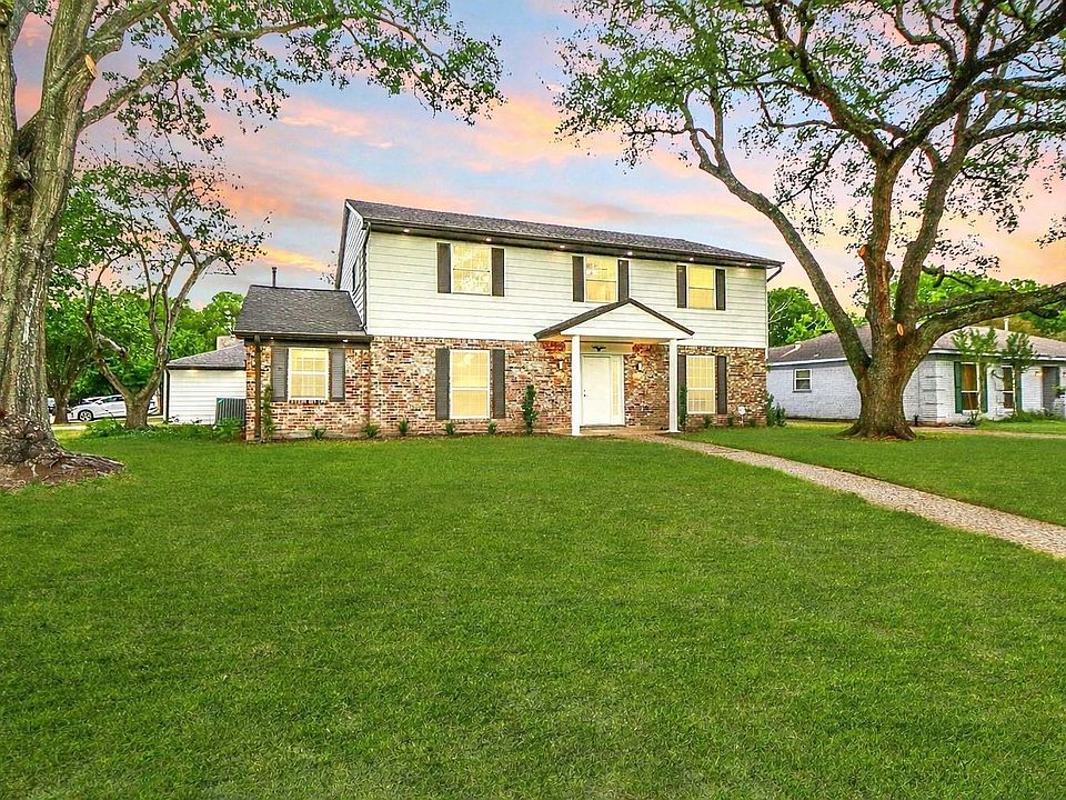 1st image of 14406 Burgoyne Rd