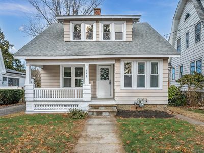 143 Vauxhall Street, New London, CT, 06320