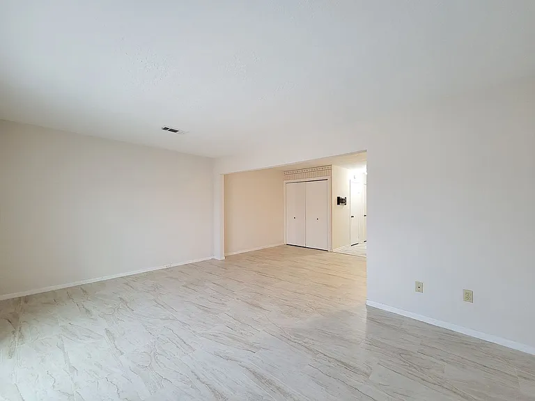 1815 Country Village Blvd — Photo 22