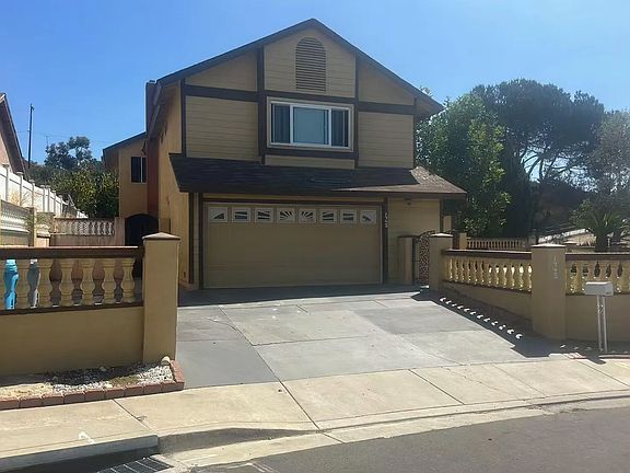 2nd image of 1745 Plaza Crest Ridge Rd