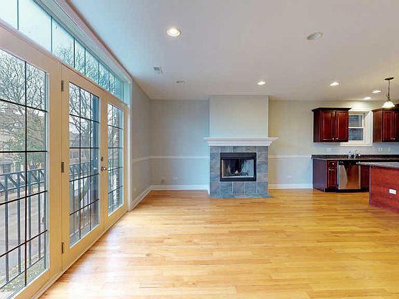 3rd image of 4828 S Saint Lawrence Ave Unit 2
