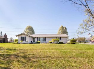 923 Radio Ln, New Castle, IN 47362
