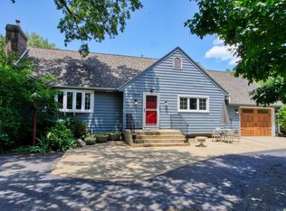 13270 W Greenview Dr, Wadsworth, IL 60083