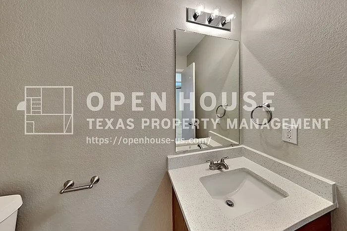 13717 Canyon Ranch Rd — Photo 16