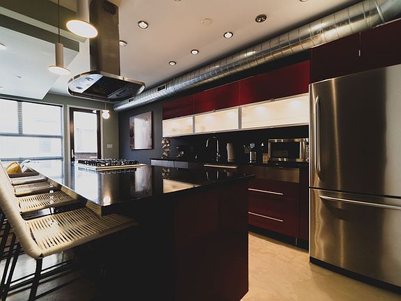4th image of 329 South St #02