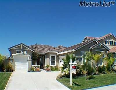 1st image of 350 Vista Cove Cir
