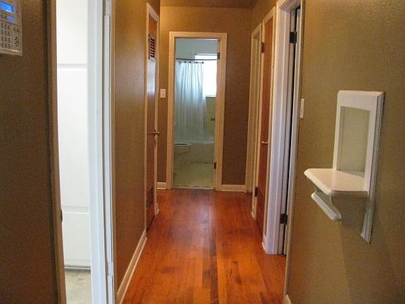 5th image of 1331 N 61st St