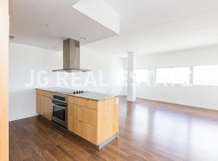 214 Brown St #7D, Philadelphia, PA 19123