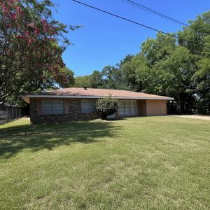 403 Montgomery St, Pittsburg, TX, 75686