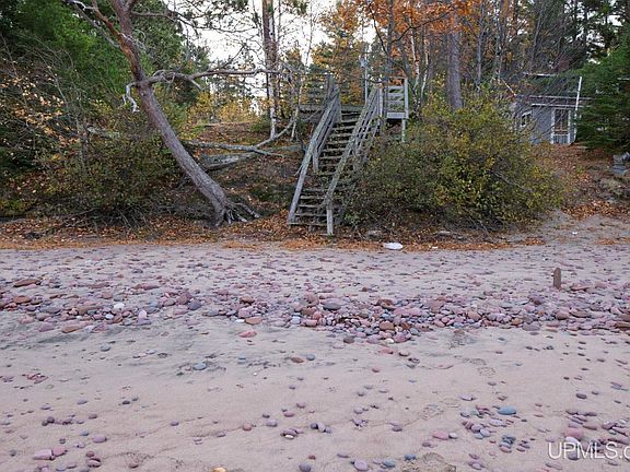 2nd image of 5807 Five Mile Point Rd