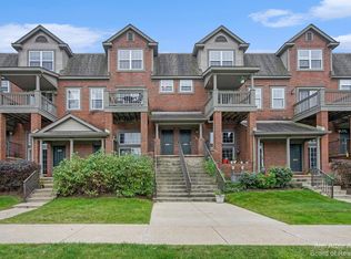 2936 Barclay Way, Ann Arbor, MI 48105