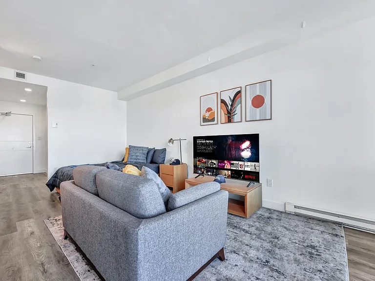 3949 Shelbourne St — Photo 15