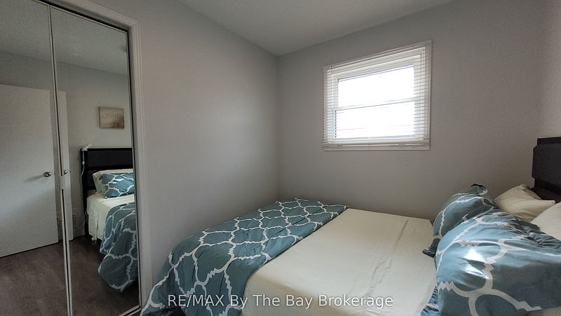 Wasaga Beach House for rent - 5 Bedrooms — photo 17