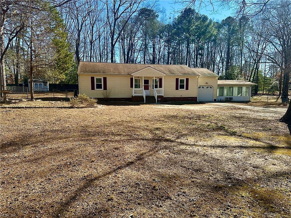 1st image of 211 Red Oak Ct