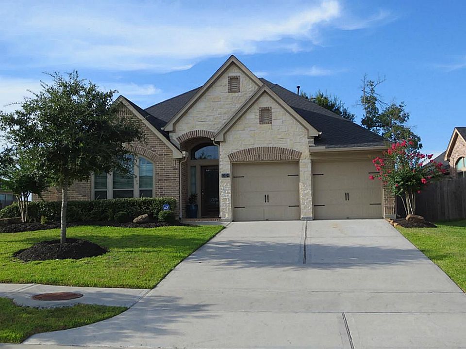 1st image of 13039 Gentle Water Dr
