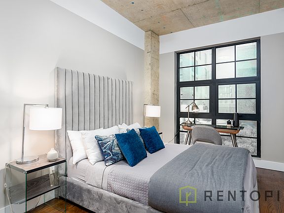 5th image of 187 Kent Ave #501A
