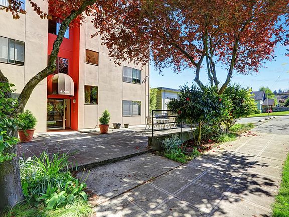 2nd image of 4000 24th Ave W APT 102