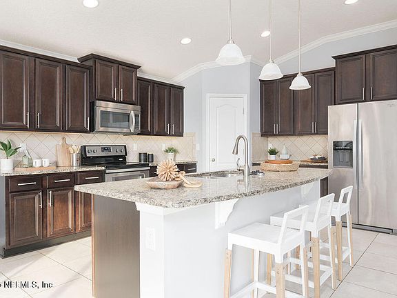 3rd image of 1355 NOCHAWAY Drive