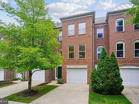 2nd image of 1711 Blue Flint Ct