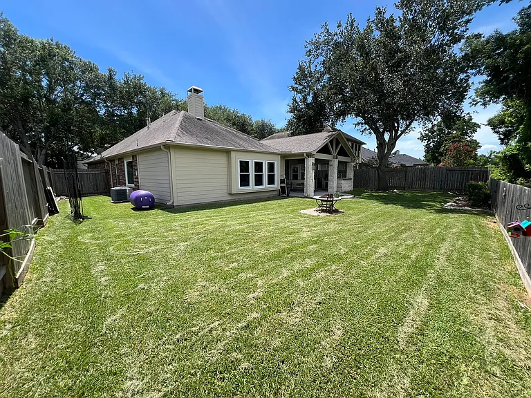 2838 Five Oaks Dr — Photo 29