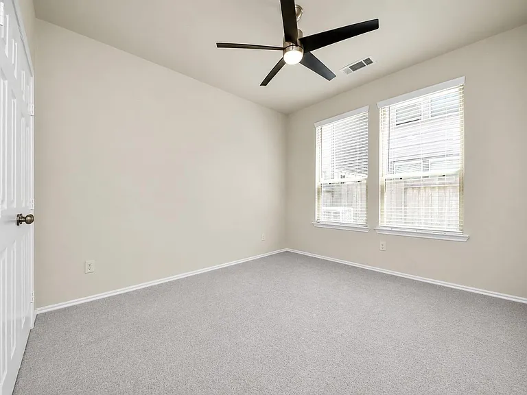 3111 Dakota Falls Dr — Photo 11