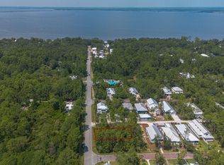 126 Dawson Rd, Pt Washington, FL 32459