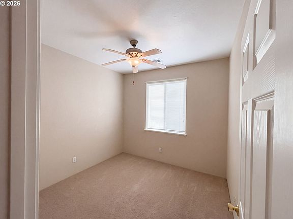 4th image of 235 Cedar Brook Ln