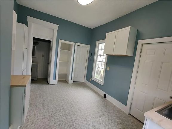 4th image of 334.5 S Miller Ave