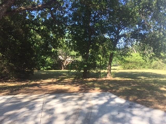 2nd image of 5149 Jennings Dr