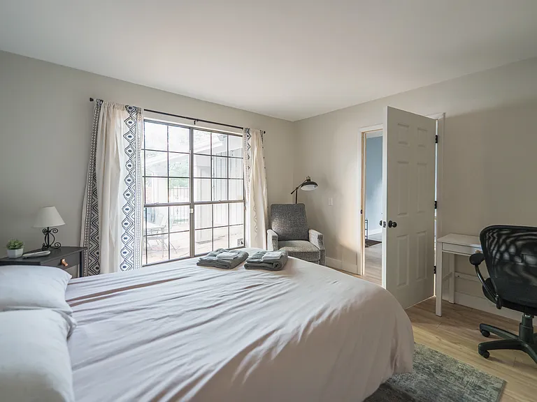 12572 E Bates Cir — Photo 17