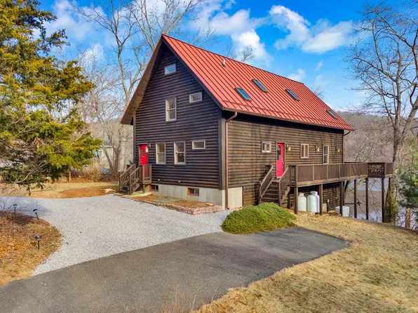 49 Homestead Road, Ledyard, CT 06339