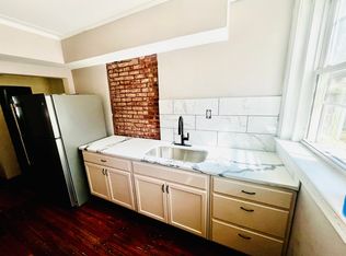 2553 Holmes St #1S, Kansas City, MO 64108