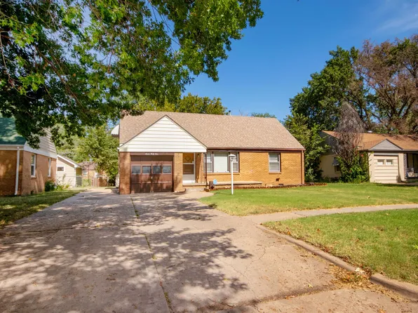 749 S Mission Rd, Wichita, KS 67207