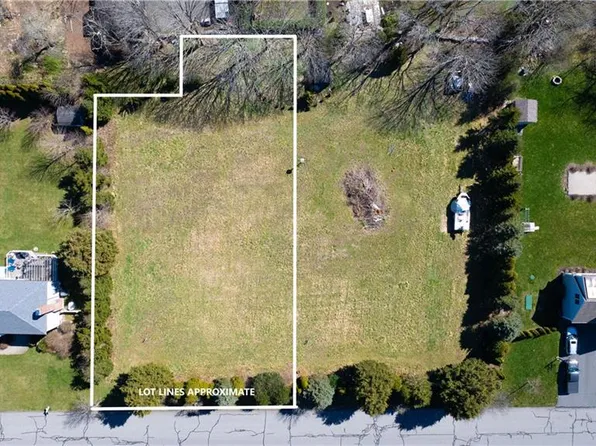 0 High Hawk Rd, Portsmouth, RI 02871