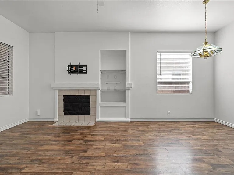8137 Dartmoor Ave — Photo 5