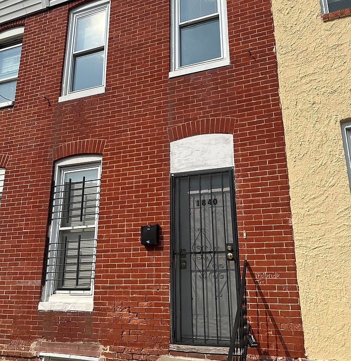 2nd image of 1840 Hope St
