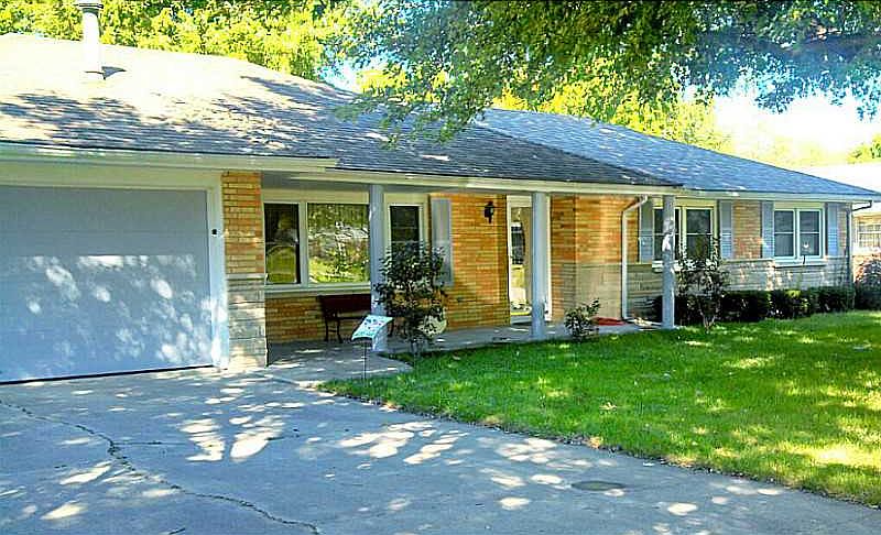1st image of 3700 W Brook Dr