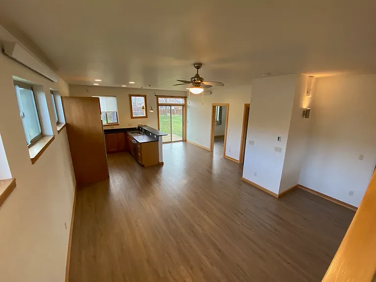 931 Zanna Ln — Photo 11