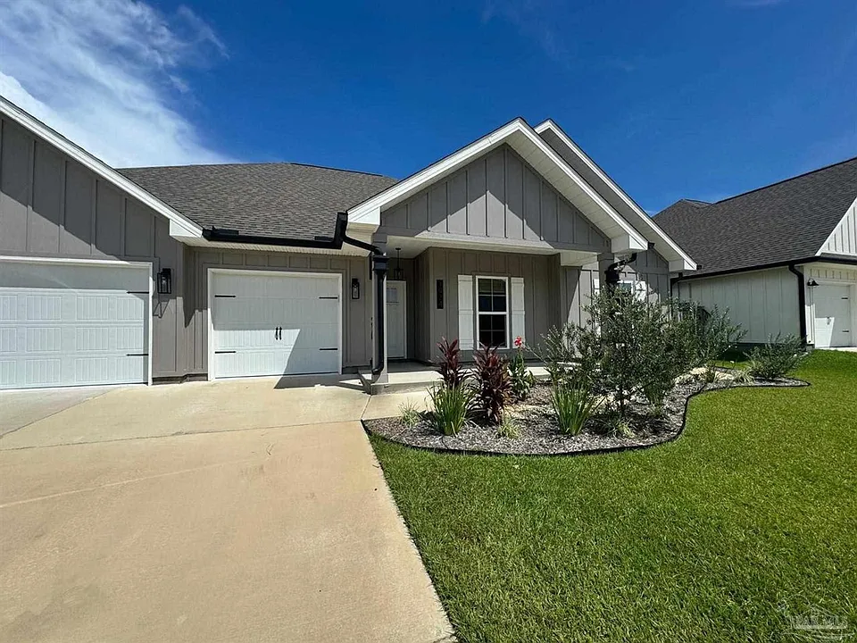 1924 Refuge Cir