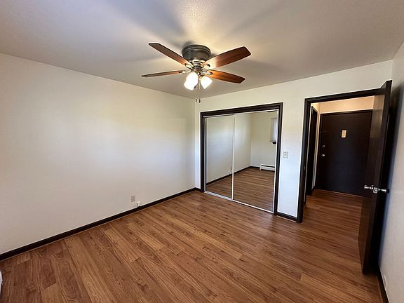 4th image of 2910 E Bolivar Ave #7