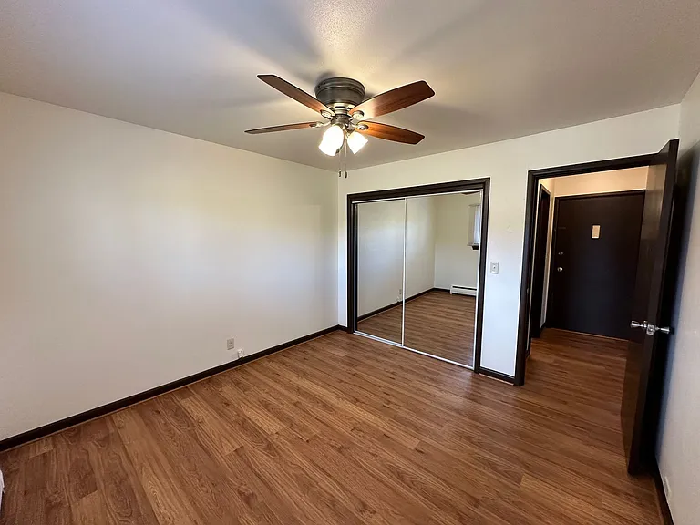2910 E Bolivar Ave — Photo 7