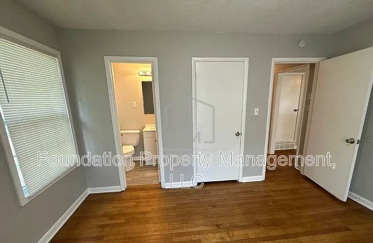 3710 Elm Park Rd — Photo 15
