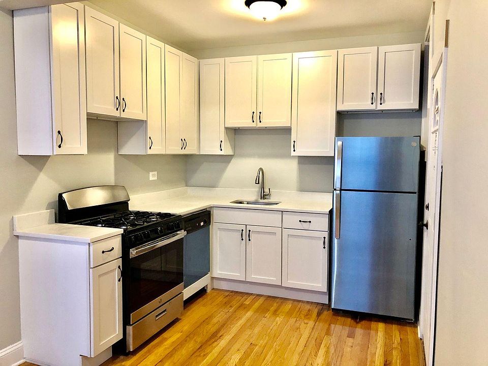 1st image of 1020 W Loyola Ave APT 2W