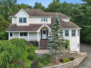 2691 Majestic Ct, East Stroudsburg, PA 18302