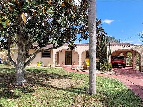 2nd image of 1559 Lake Clay Dr