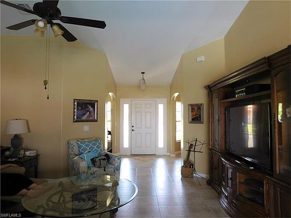 5th image of 2729 NW 22nd Ave