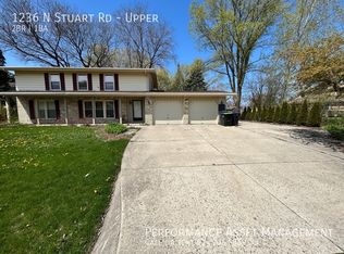 1236 Stuart Rd N, Racine, WI 53406