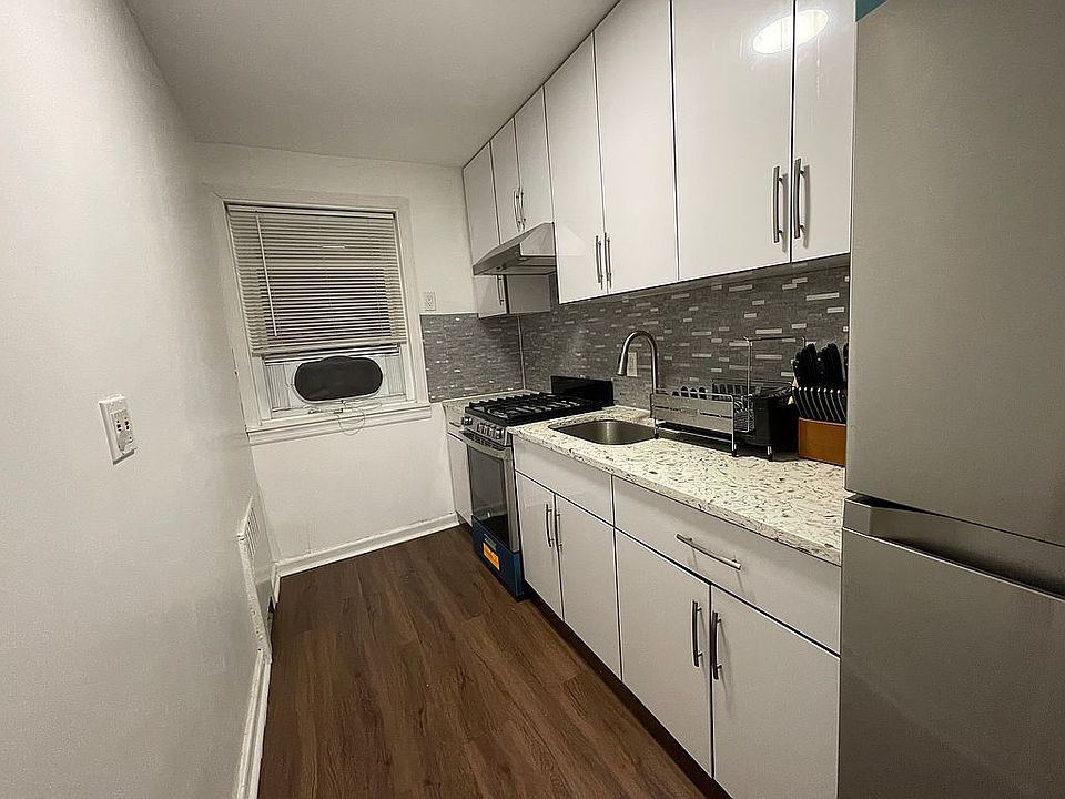 1st image of 351 Bay 8th St #1B