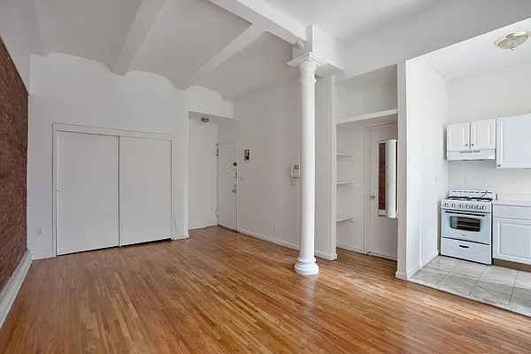 Rented by Stay Local NYC | media 16
