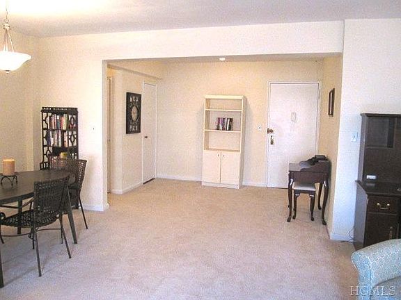 2nd image of 180 E Hartsdale Ave